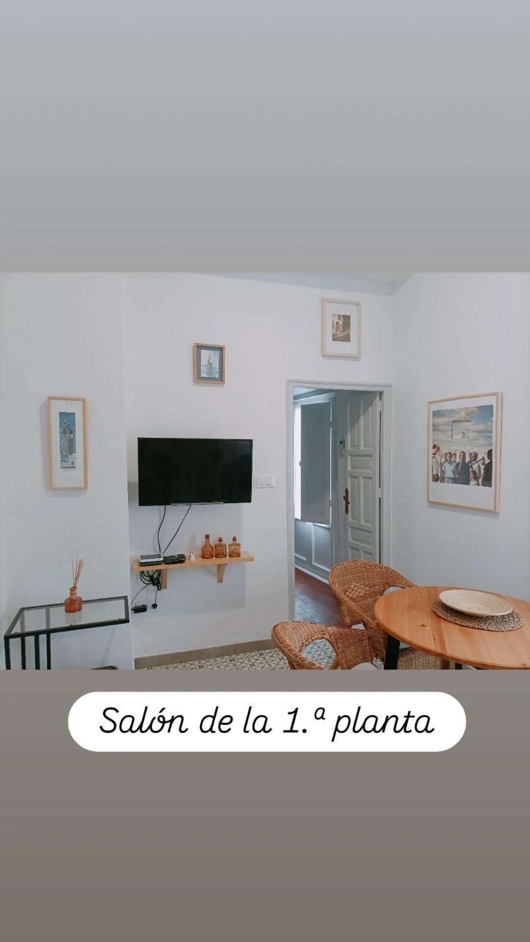Apartamentos En La Plaza Dona Elvira, 7 إشبيلية المظهر الخارجي الصورة